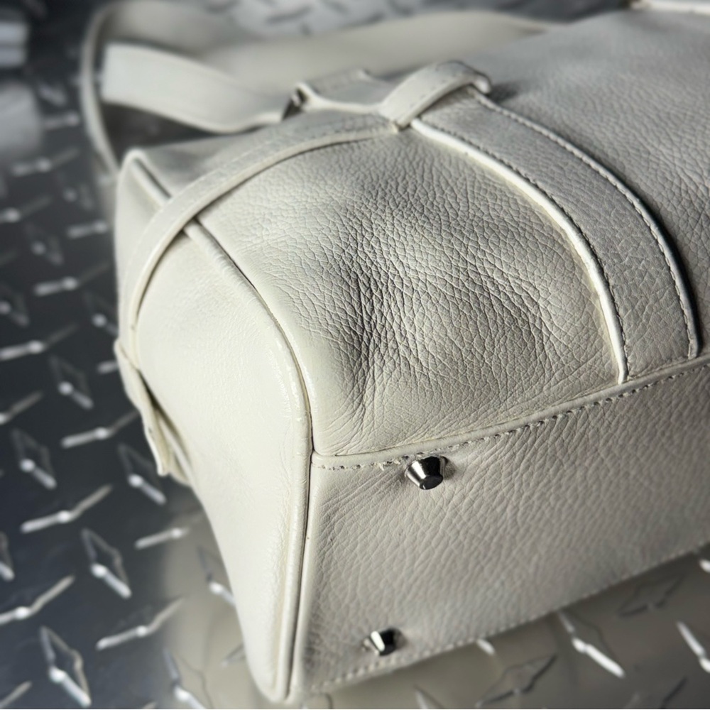 Dior Vintage Charm Logo Small Bowler Bag in White - Picture 6 of 11